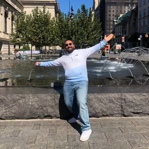 Meet your Posher, Peter